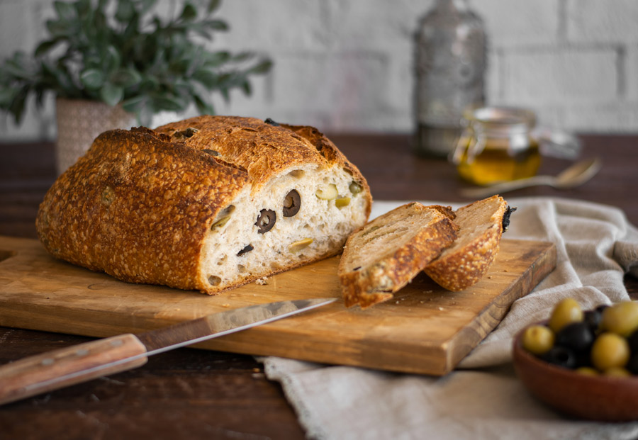 Pan de aceitunas
